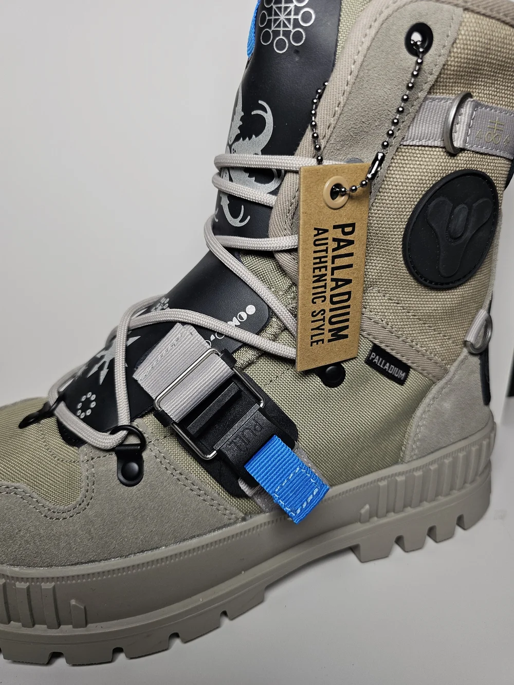 Palladium x Destiny 2 Witch Queen Boots